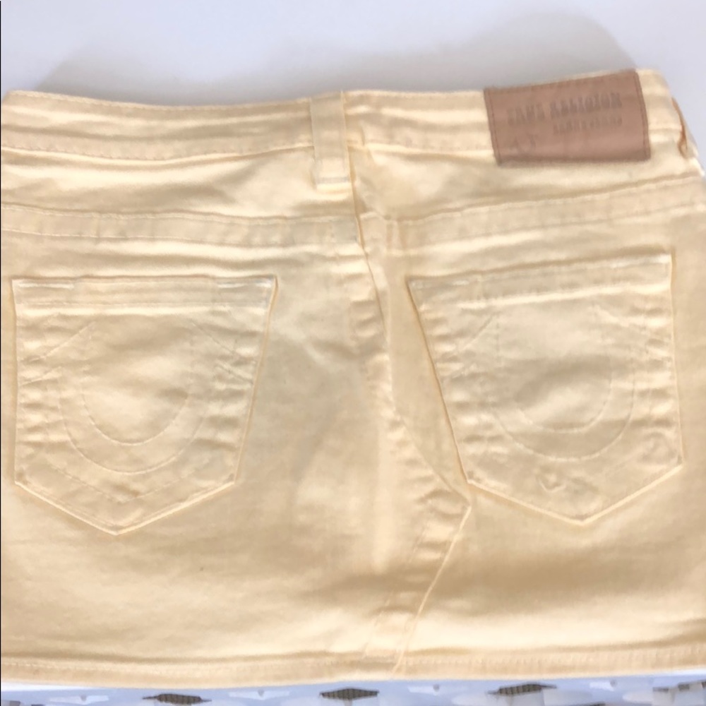 Yellow true religion denim skirt￼